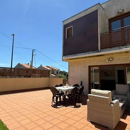 Casa As Nove Ondas A Lanzada Major